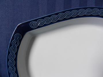 Grote ovale schaal Fris Edam servies Cordella 34,8 x 24,4 cm beschikbaar voor biedingen