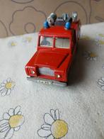 Mooie landrover Falck brandweerwagen.  Dinky toys. Mist ladd, Hobby en Vrije tijd, Modelauto's | 1:43, Ophalen of Verzenden, Gebruikt