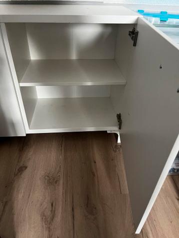 Witte IKEA BESTÅ kast - afbeelding 2
