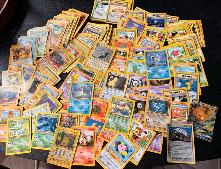 Oude Pokémon kaarten collectie, Hobby en Vrije tijd, Verzamelkaartspellen | Pokémon, Zo goed als nieuw, Meerdere kaarten, Foil