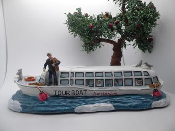Luville Kerstdorp  Tourboat  --  1101040 beschikbaar voor biedingen