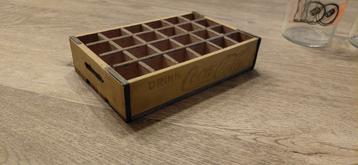 Houten miniatuur Coca Cola kratje beschikbaar voor biedingen