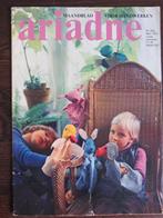 Ariadne handwerken februari 1971, Ophalen of Verzenden, Breien en Haken, Zo goed als nieuw, Ariadne handwerken