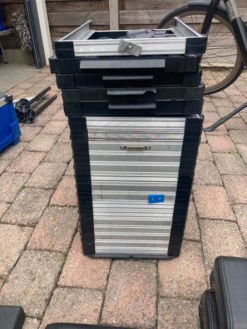 Rive Alles in een koop 20 laden  3 zittingen  beschikbaar voor biedingen