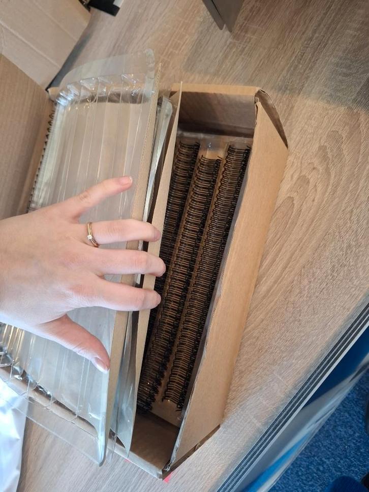 Wirebind ringen voor A4 papier – alleen de ringen, Hobby en Vrije tijd, Feestartikelen, Nieuw, Overige typen, Overige, Ophalen