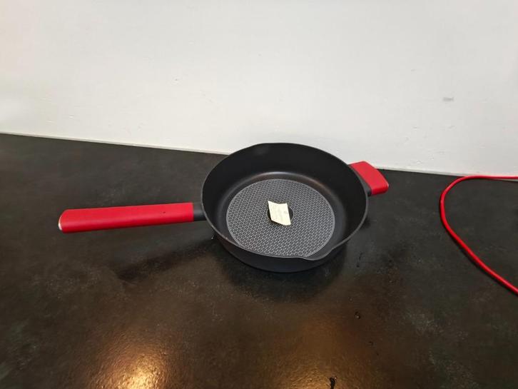 koekenpan/hapjespan Infinity Chefs essence, Huis en Inrichting, Keuken | Potten en Pannen, Nieuw, Koekenpan of Braadpan, Overige materialen