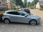 Volvo V40 2.0 D2 120PK 2015 Grijs, Auto's, Voorwielaandrijving, Zwart, 4 cilinders, 1969 cc