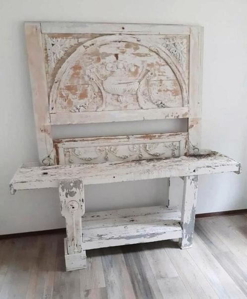 Antieke brocante Franse werkbank in de oude verf sidetable., Antiek en Kunst, Curiosa en Brocante, Ophalen