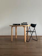 Design tafel Alvar Aalto voor Artek, Huis en Inrichting, Rond, Gebruikt, Ophalen of Verzenden, Vier personen