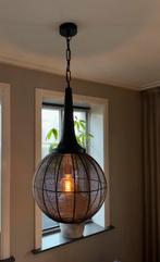 2 Mooie zwarte hanglampen, Ophalen of Verzenden, Zo goed als nieuw, Metaal, Minder dan 50 cm