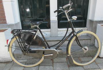 Gazelle Toer Populair omafiets met stang-trommelremmen beschikbaar voor biedingen