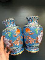 Set cloisonné vazen 23 cm hoog, Antiek en Kunst, Antiek | Vazen, Verzenden