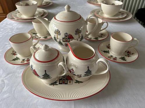 Wedgwood Windsor Christmas kerst servies., Huis en Inrichting, Keuken | Servies, Zo goed als nieuw, Compleet servies, Wedgwood
