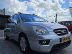 Kia Carens 2.0 CVVT X-ecutive (bj 2008), Auto's, Voorwielaandrijving, 4 cilinders, 700 kg, Origineel Nederlands