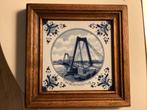 Delfts Blauw tegel met de Willemsbrug, Antiek en Kunst, Antiek | Wandborden en Tegels, Ophalen of Verzenden