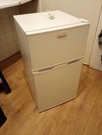 Kleine koel/Vries combinatie camping koelkast, Witgoed en Apparatuur, Koelkasten en IJskasten, Ophalen, Met vriesvak, Minder dan 45 cm