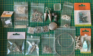 Diverse materialen sieraden maken, metaalwerk, zilver, nylon beschikbaar voor biedingen