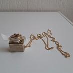(i) Chloé parfumflesje aan lange ketting, Ophalen, Zo goed als nieuw, Zilver, Overige materialen