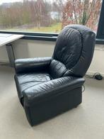 Zwart echt leer Relaxstoel , relaxfauteuil ., Huis en Inrichting, Fauteuils, Leer, Zo goed als nieuw, Ophalen