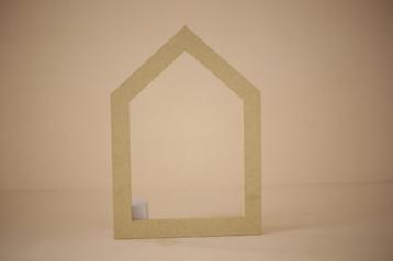 Houten silhouette huisjes beschikbaar voor biedingen