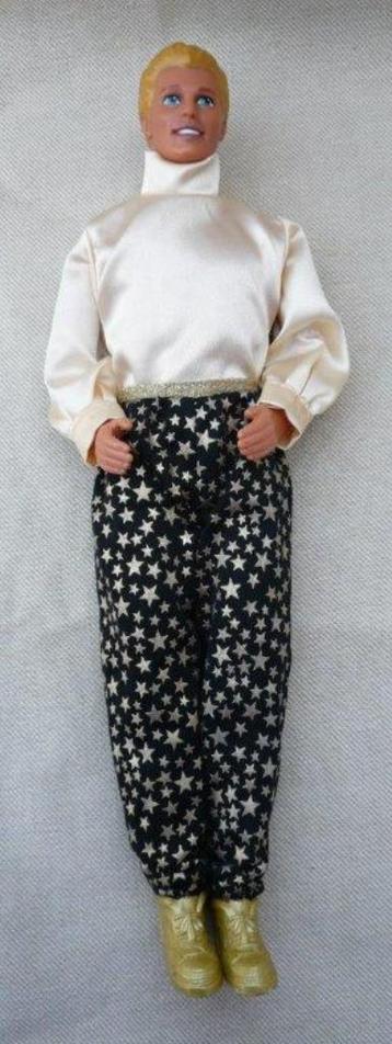 Vintage Ken Hollywood Hair Barbie (jaren ’90) beschikbaar voor biedingen
