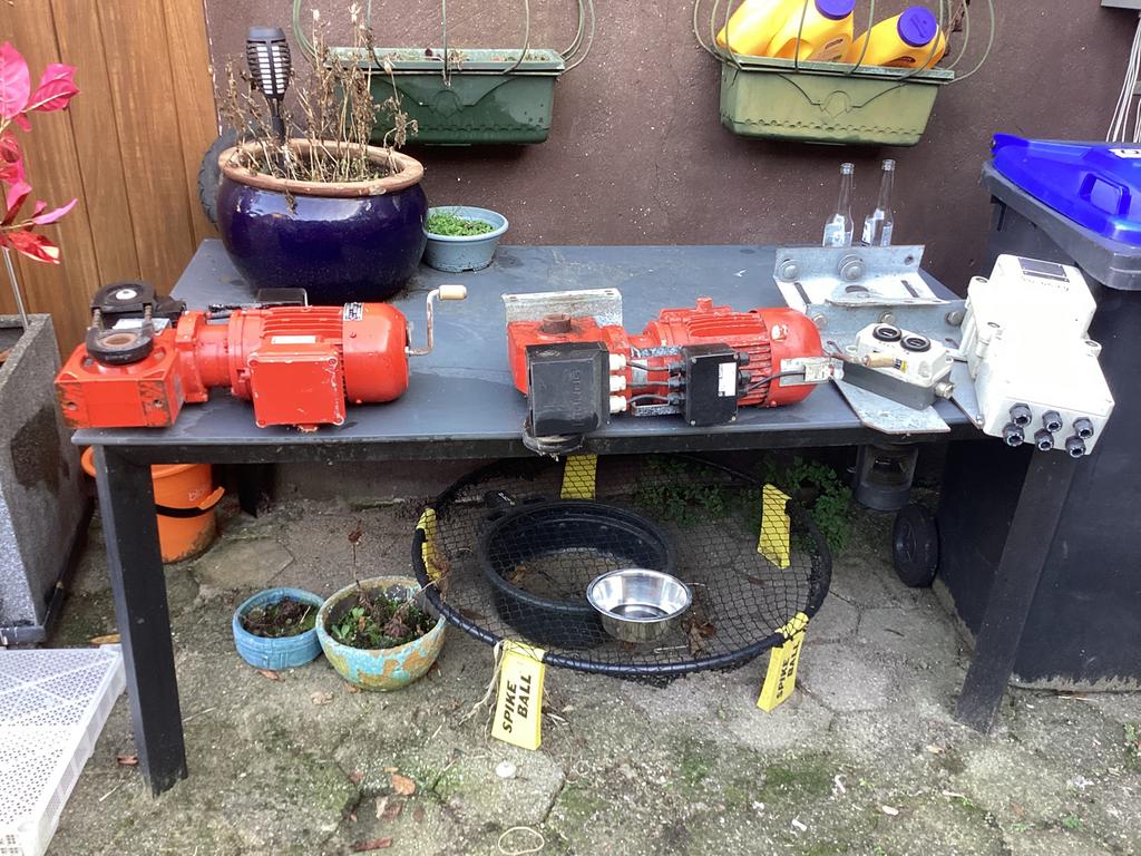 Industriële reductie motor met aandrijving compleet, Doe-het-zelf en Verbouw, Motoren, Ophalen of Verzenden, Zo goed als nieuw