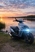 Yamaha jog r, Fietsen en Brommers, Scooters | Yamaha, Ophalen of Verzenden, Zo goed als nieuw, Tweetakt, JogR of RR