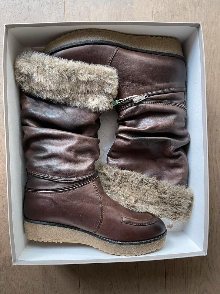 CafèNoir bruine gevoerde leren laarzen mr.41, Kleding | Dames, Schoenen, Zo goed als nieuw, Hoge laarzen, Bruin, Ophalen of Verzenden