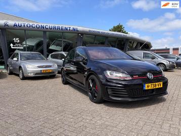 Volkswagen Golf 2.0 TSI GTI Performance, DSG, Carplay, Pano, beschikbaar voor biedingen