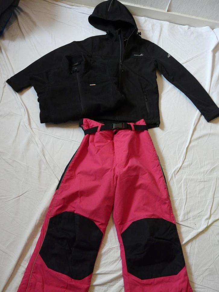 Skipak. Softshell jas Mountain Peak. Skibroek H&M. Maat 140, Kinderen en Baby's, Kinderkleding | Maat 140, Gebruikt, Meisje, Setje