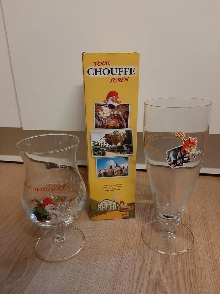 La chouffe glazen met spel tour chouffe toren, Verzamelen, Biermerken, Glas of Glazen, Overige merken, Ophalen of Verzenden
