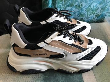 Steve Madden sneakers zwart wit zand possession e beschikbaar voor biedingen
