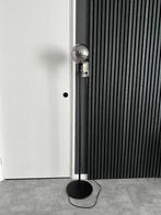 Moderne vloerlamp, Huis en Inrichting, Lampen | Vloerlampen, Ophalen of Verzenden, Zo goed als nieuw, 150 tot 200 cm