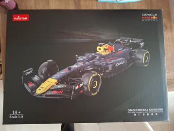 Oracle Red Bull Racing RB19 - Schaal 1:8 - Nieuw! beschikbaar voor biedingen