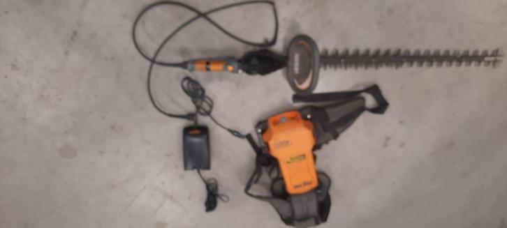 Oude defecte Pellenc L400 heggenschaar met rug accupack, Tuin en Terras, Heggenscharen, Gebruikt, Accu, Ophalen