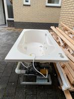 Badkuip met bubbels, Doe-het-zelf en Verbouw, Sanitair, Ophalen, Gebruikt, Bad