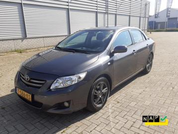 Toyota Corolla 1.6-16V Sedan + Nieuwe Apk + Airco - Org.Km's