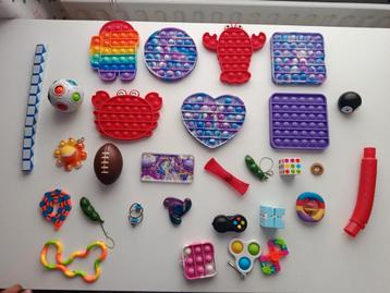 Fidget toys 29 Stuks!! beschikbaar voor biedingen