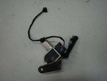 BMW M8 F93 Hoogteversteller Niveausensor 686913802 beschikbaar voor biedingen