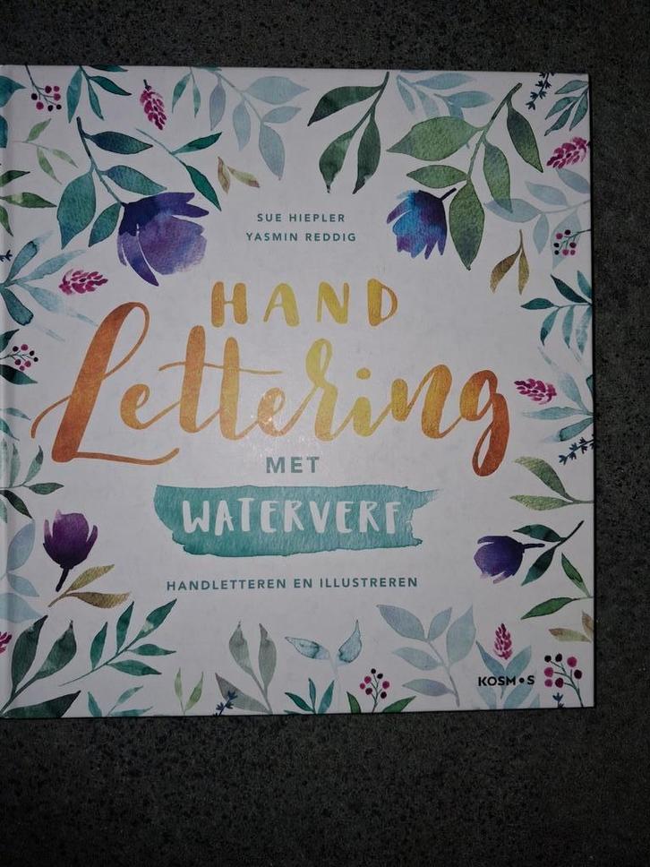 Handlettering met waterverf, Boeken, Hobby en Vrije tijd, Nieuw, Tekenen en Schilderen, Ophalen of Verzenden