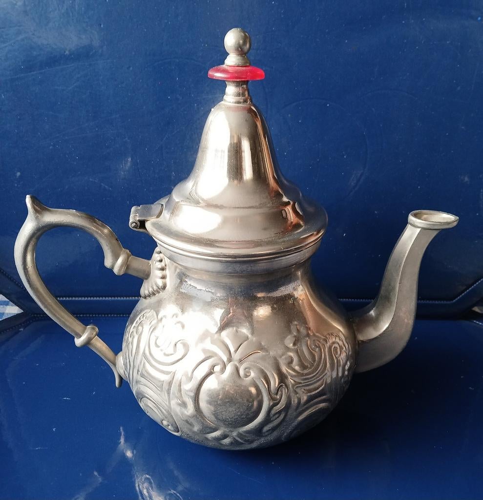 Grote Marokkaanse theepot Ho 23 van oor tot tuit 25 €39,95, Ophalen of Verzenden