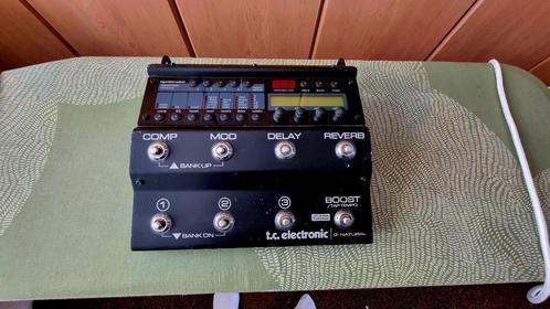 T.C. Electronic G-Natural – akoestische gitaar multieffect, Muziek en Instrumenten, Snaarinstrumenten | Gitaren | Akoestisch, Gebruikt