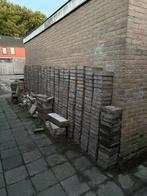Ongeveer 20 m2 aan betontegels en andere stenen GRATIS, Tuin en Terras, Tegels en Klinkers, Ophalen, Gebruikt, 10 m² of meer, Beton