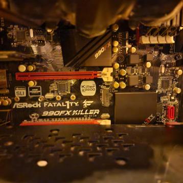 Mooie game pc beschikbaar voor biedingen
