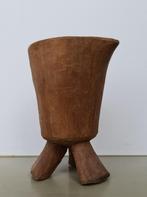 Afrikaanse houten kan schenkkan kruik vijzel uit 1 stuk hout, Antiek en Kunst, Ophalen of Verzenden