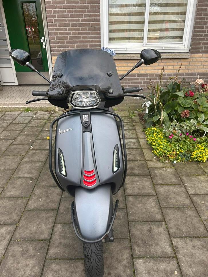 Vespa Sprint Facelift 2024, Fietsen en Brommers, Scooters | Vespa, Gebruikt, Vespa S, Maximaal 45 km/u, Benzine, Ophalen of Verzenden