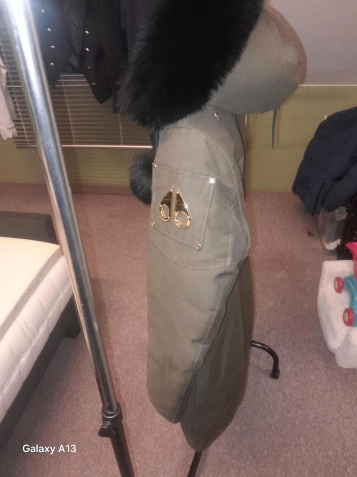 Moose knuckles dames winter jas M, Kleding | Dames, Jassen | Winter, Gedragen, Maat 38/40 (M), Groen, Ophalen of Verzenden