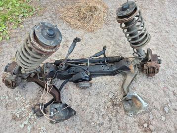 Tekoop Complete voor ophanging volvo 240 met  bekrstuurhuis  beschikbaar voor biedingen