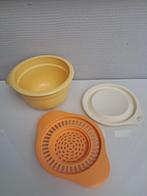 Tupperware kom + Zeef en deksel, Huis en Inrichting, Keuken | Tupperware, Ophalen of Verzenden, Nieuw, Crème, Bak of Kom