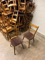 Partij van 74 vintage bistro stoelen, jaren ‘60, Huis en Inrichting, Stoelen, Hout, Ophalen of Verzenden, Zo goed als nieuw, Vijf, Zes of meer stoelen